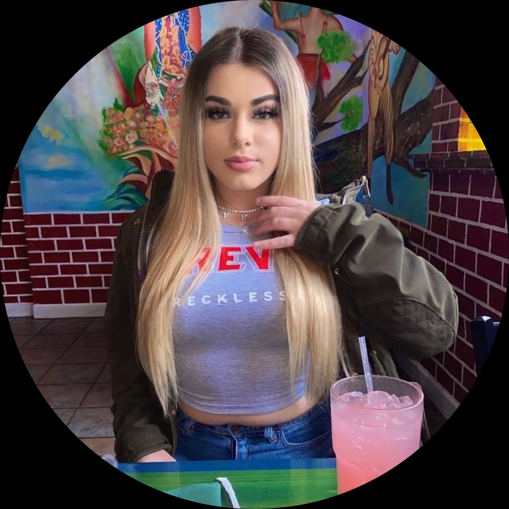 Meet your Posher, Makayla